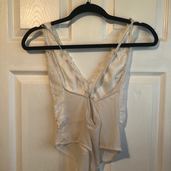 White V-neck Bodysuit - Picture 3 of 3